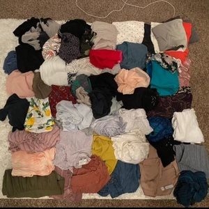 HUGE WOMENS RESELL WHOLESALE LOT BOX